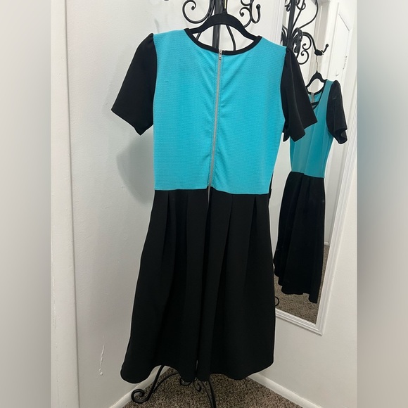 LuLaRoe Kids Dress in Black and Blue - Picture 6 of 6